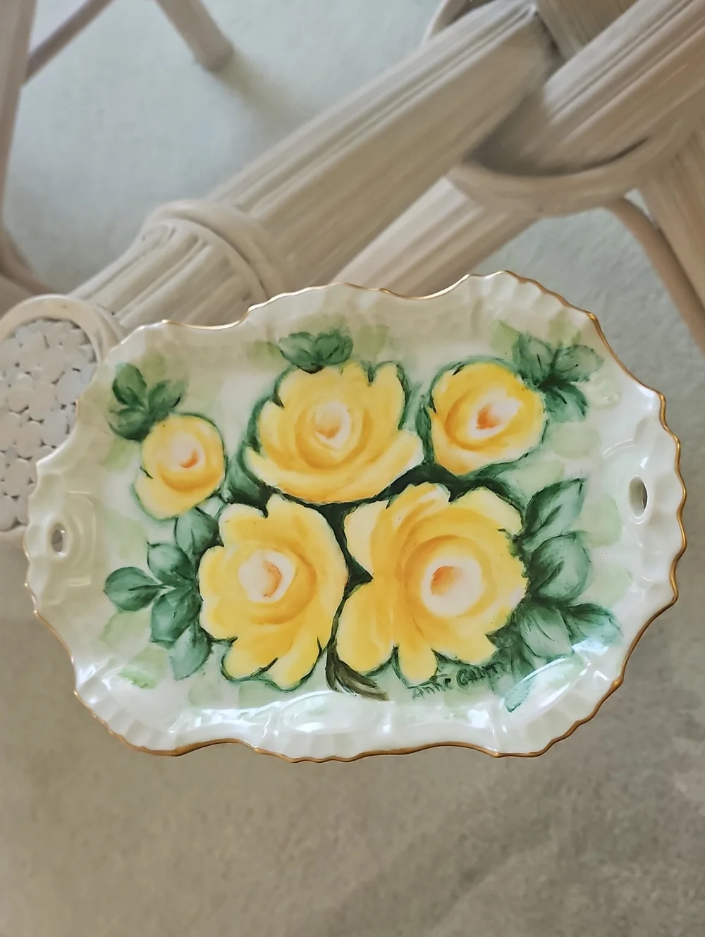Beautiful Vintage Hand-Painted Yellow Roses Porcelain Serving Tray/Platter